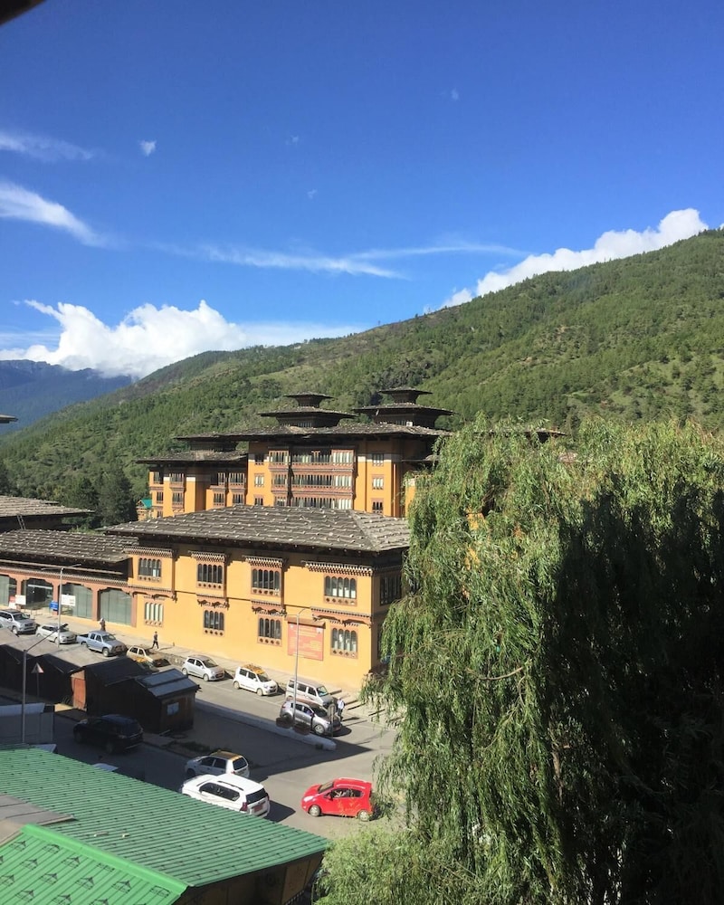 Bhutan Boutique Residency 3/29