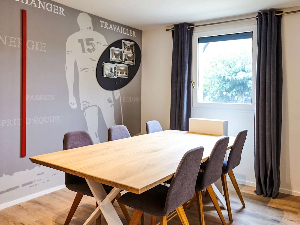 Ibis Styles Toulouse Nord Sesquieres 48/67