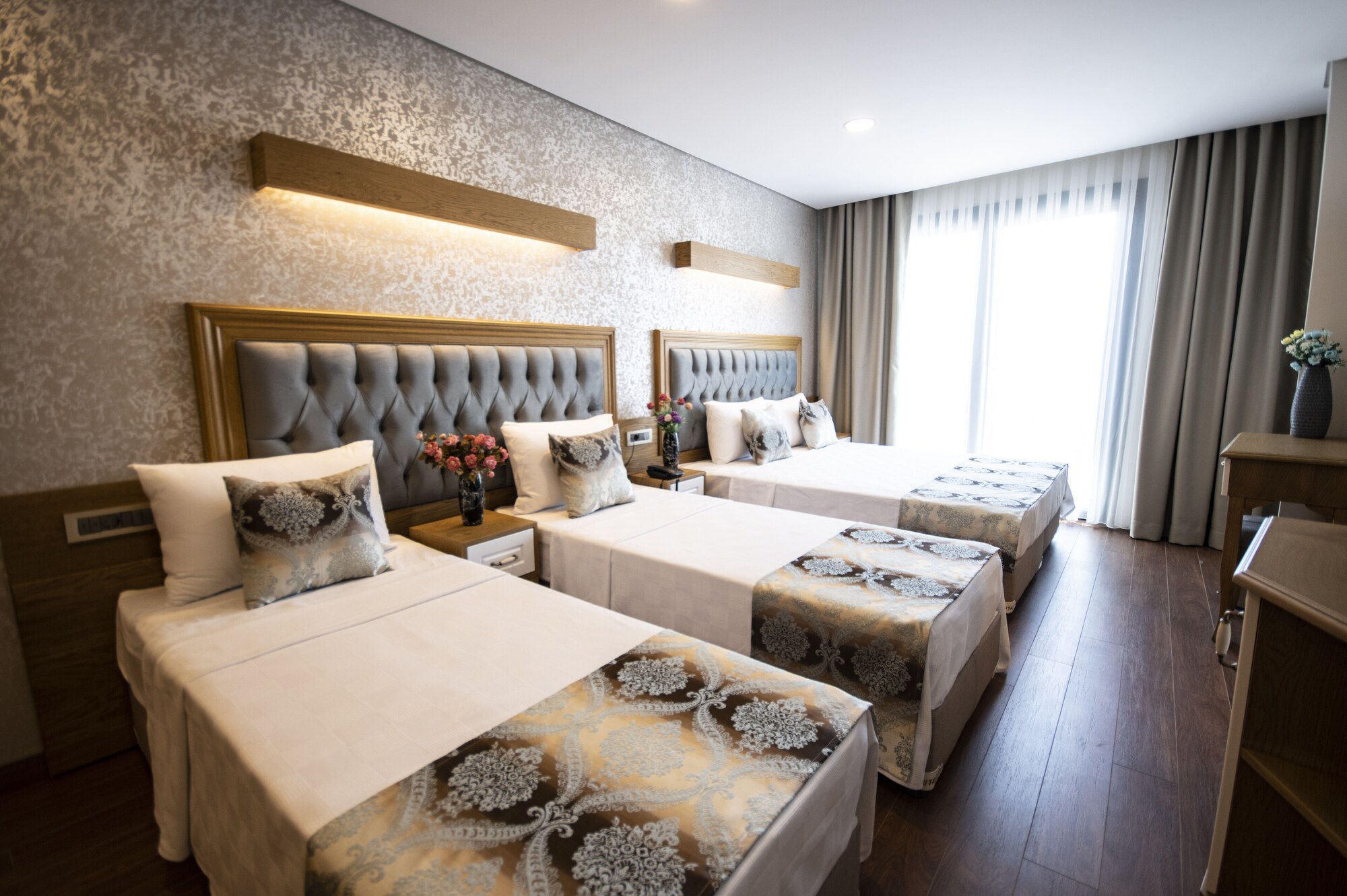 غرفة عائلية بسريرين منفصلين مع أريكة، Eliza Hotel 9/10
