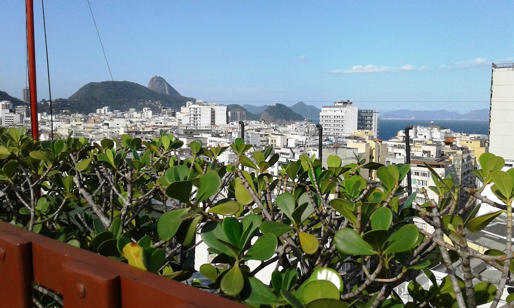 Augustos Copacabana 43/47