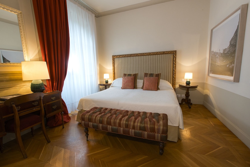 Albergo Pietrasanta 11/66
