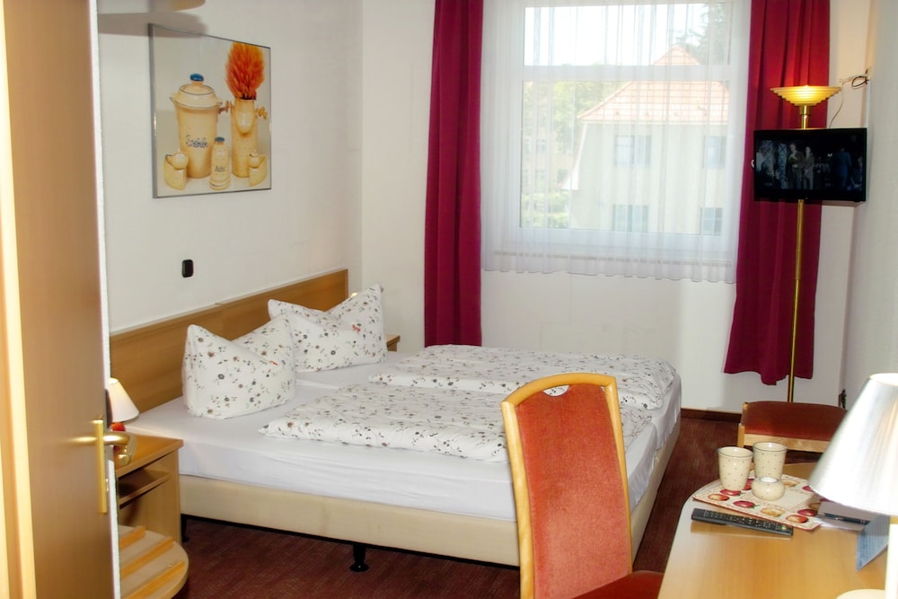 Keramik Hotel Rheinsberg 7/44