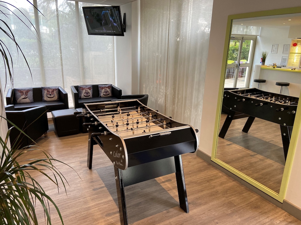 Ibis Styles Cannes Le Cannet 38/67