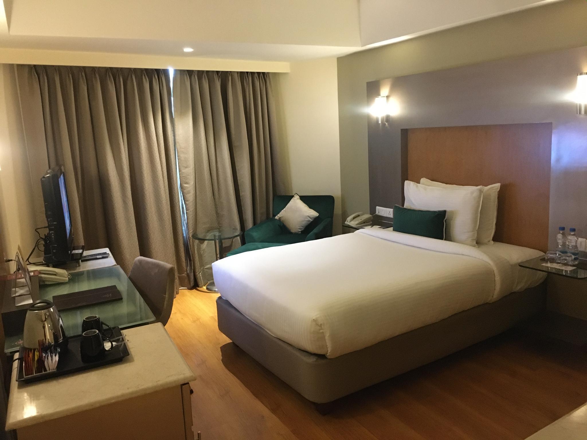 Double Premium Queen Bed