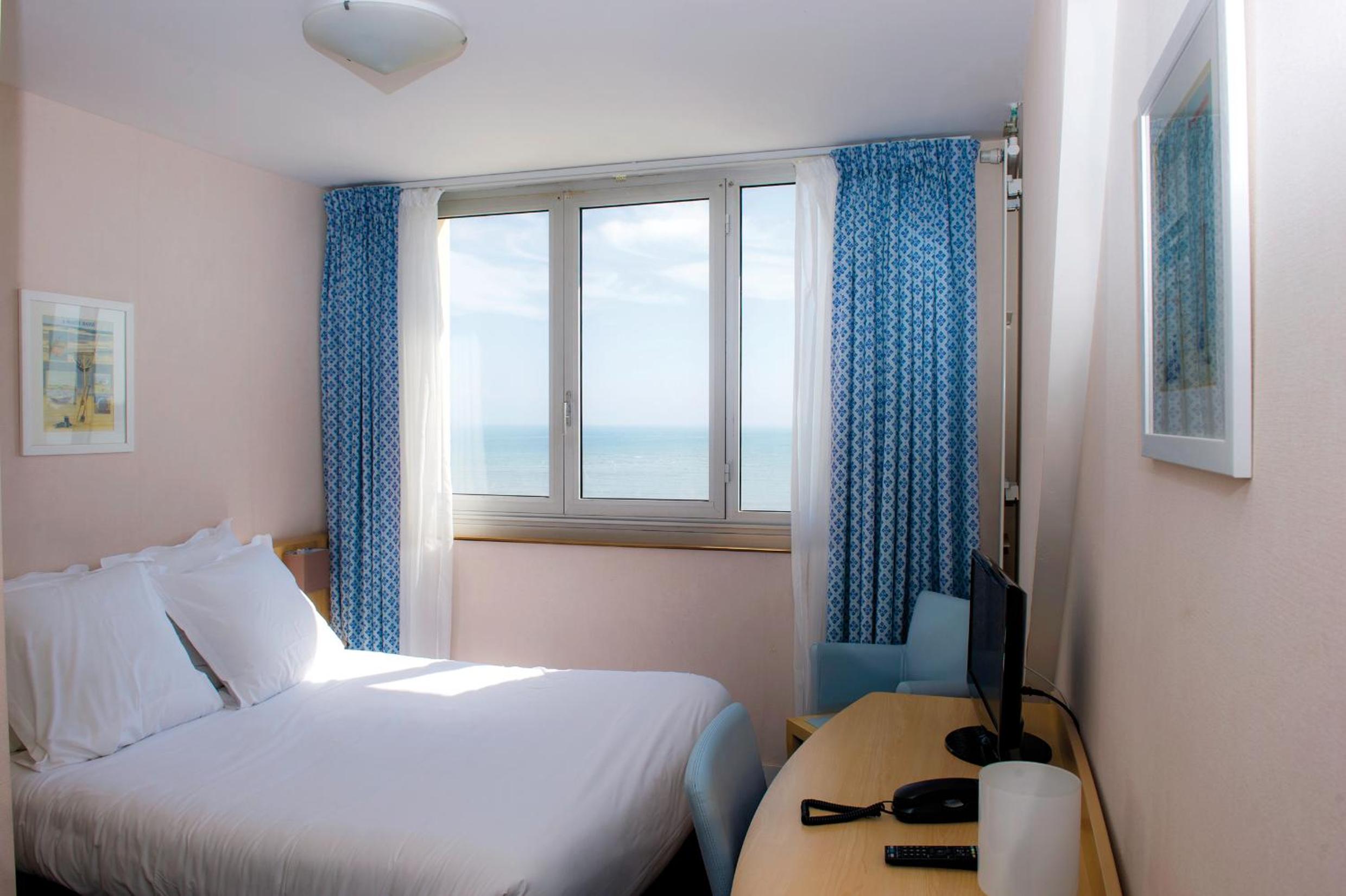 Room, Double Bed, Sea Side