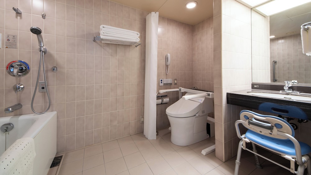 Room, Twin Beds, Accessible