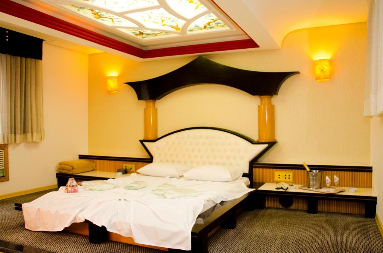 Omega Palace Hotel 15/44
