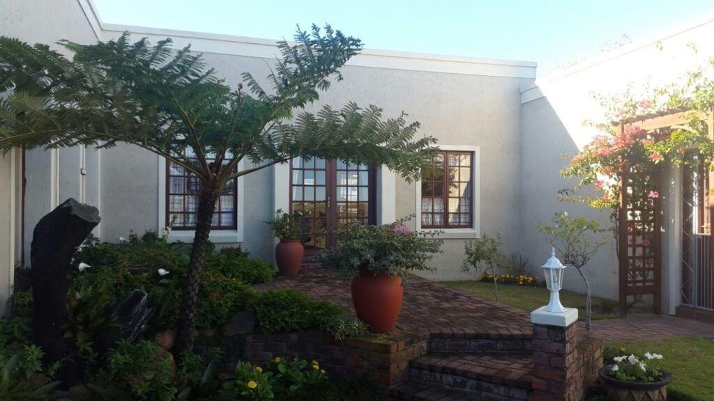 Green Pastures Bed and Breakfast 38/44