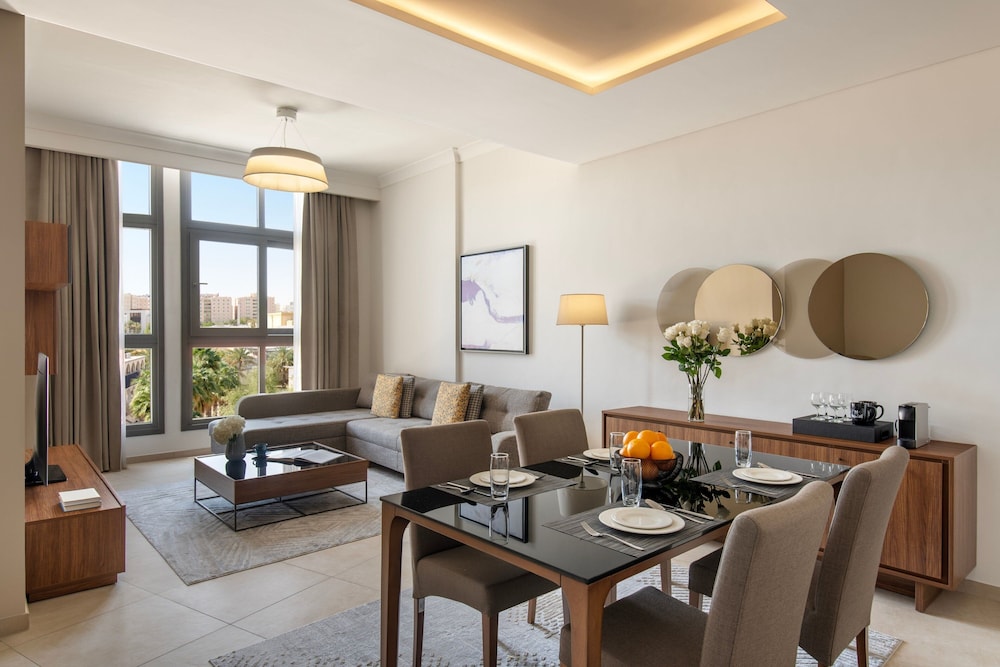 Marriott Executive Apartments Doha, Le Mirage City Walk 25/50
