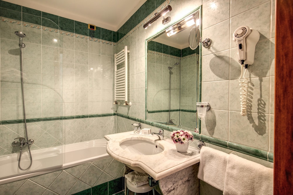 Hotel Villafranca 55/61