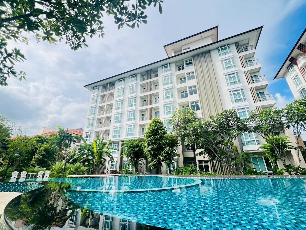 Harmony Resort Hotel 1/50