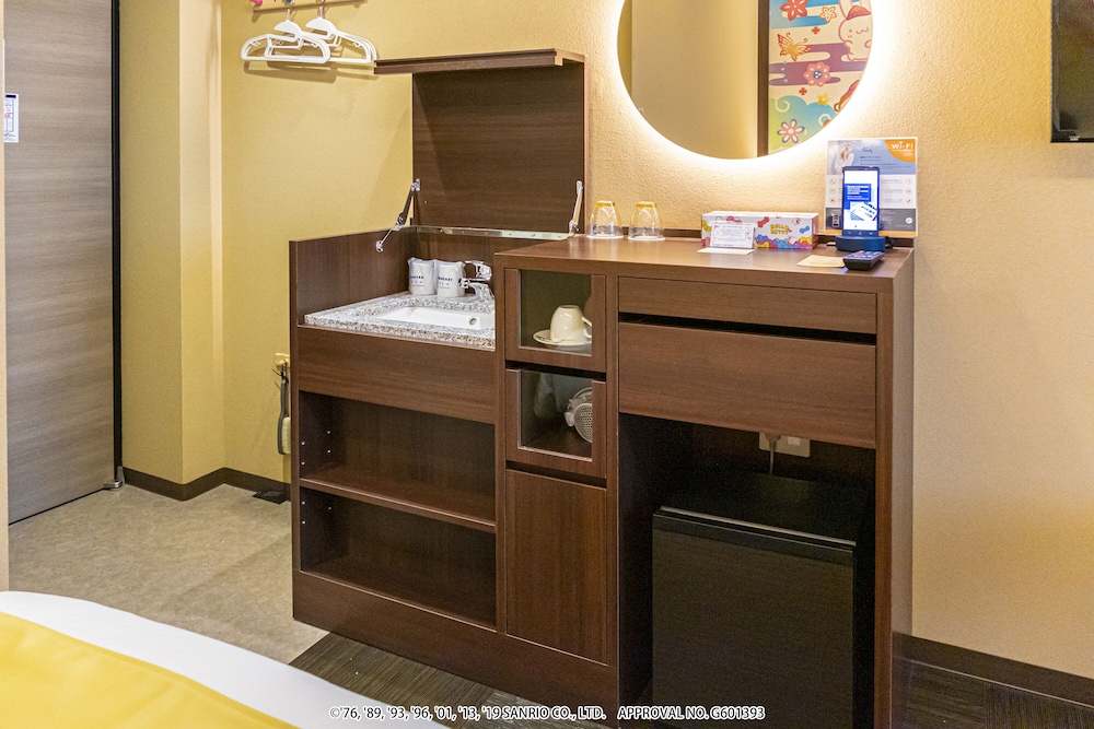 Hotel Okinawa with Sanrio Characters 50/50