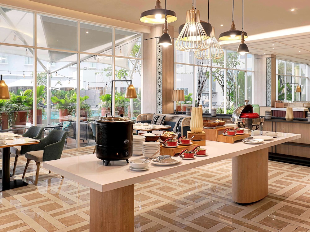 Mercure Samarinda 57/75