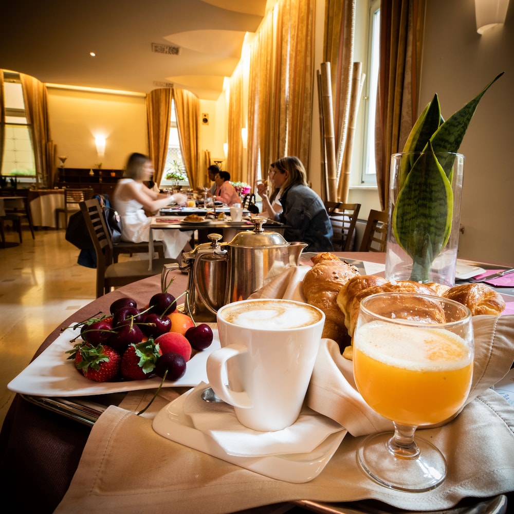Hotel Palazzo Lovera 50/63