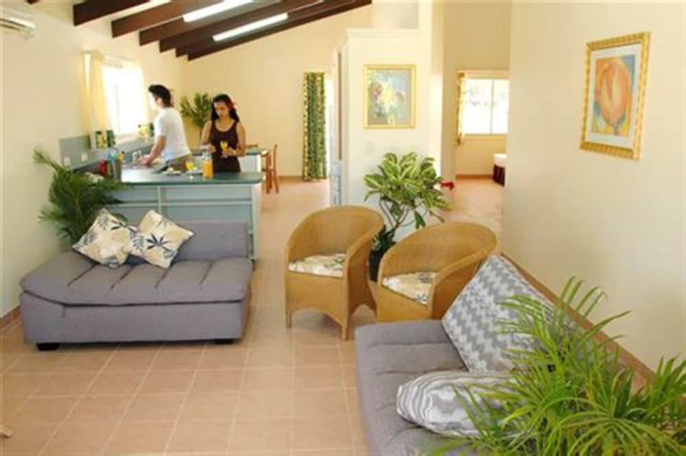 Edgewater Resort 44/71