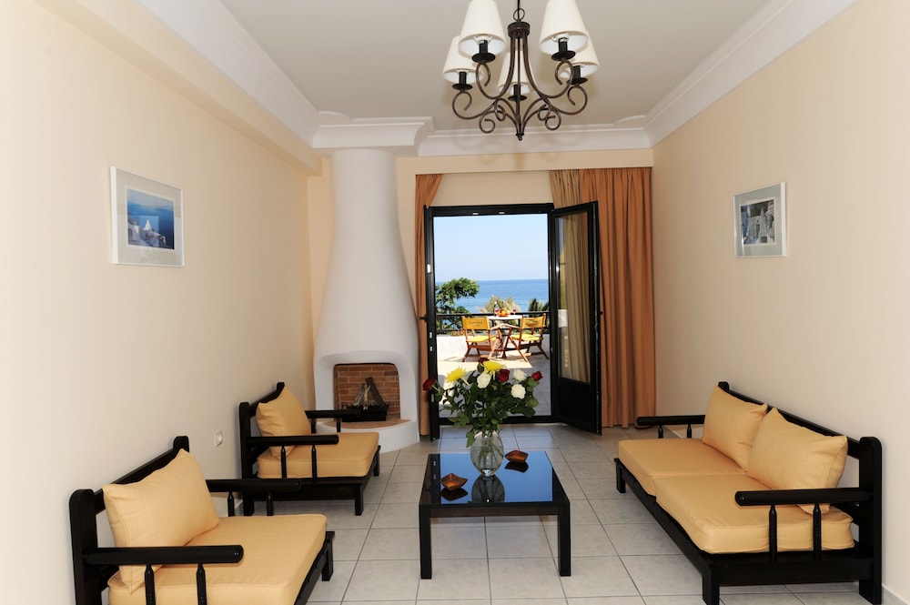 Sellada Beach 32/50
