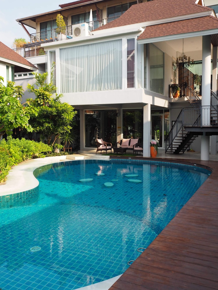 Murraya Residence 6/79