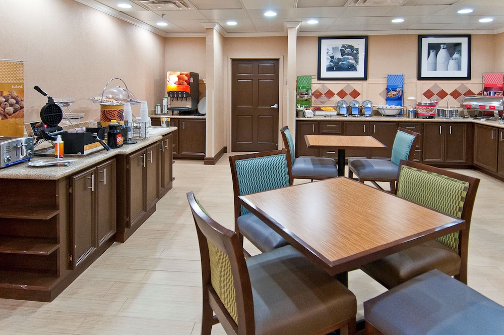 restaurant cafeteria