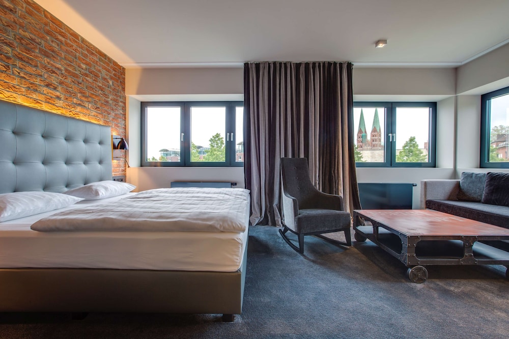 Park Inn by Radisson Lubeck 14/50