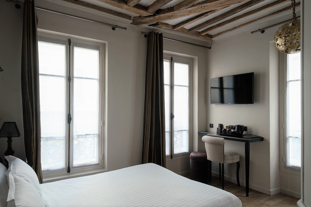 COMFORT, DOUBLE BED
