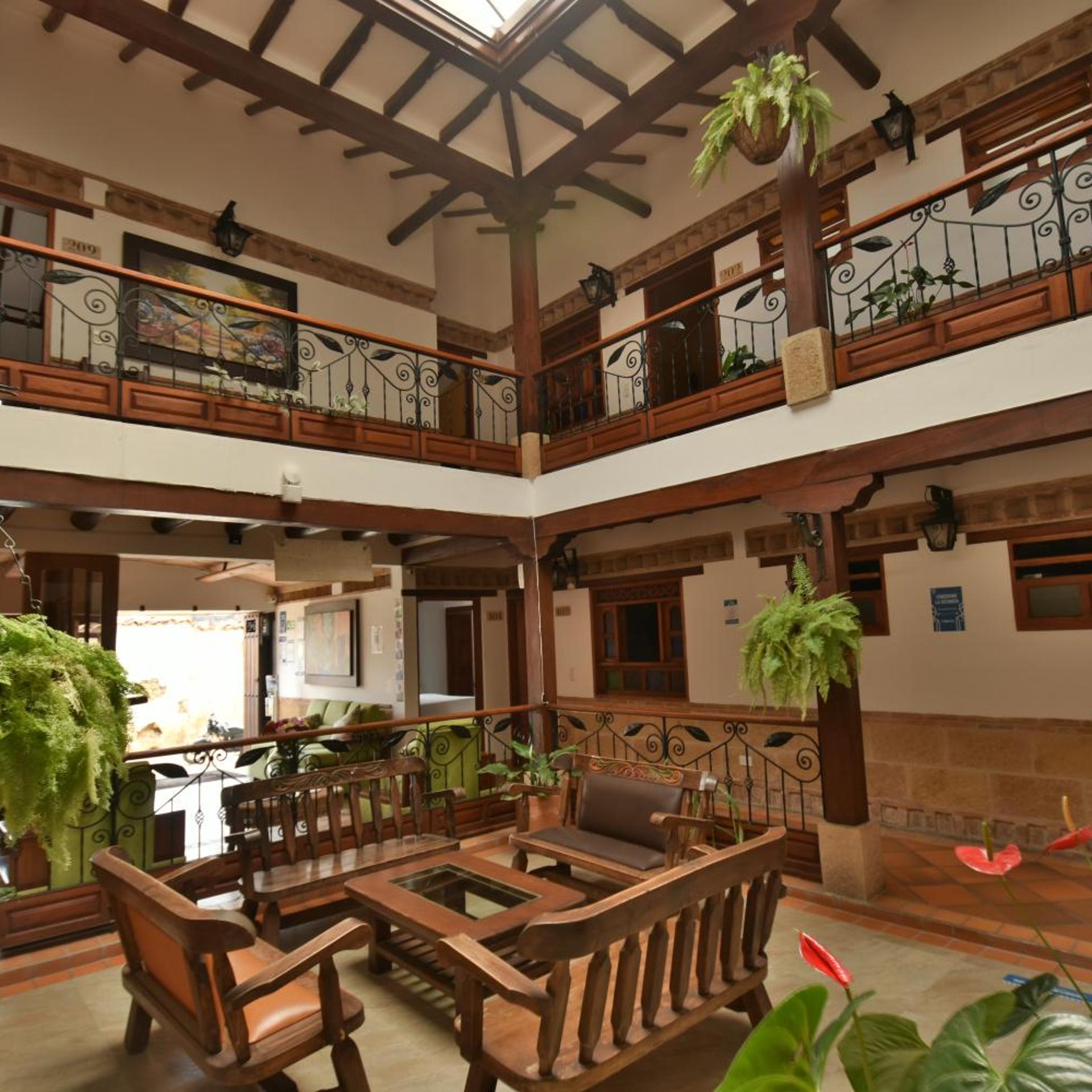 Hotel Jardines De La Villa 6/29