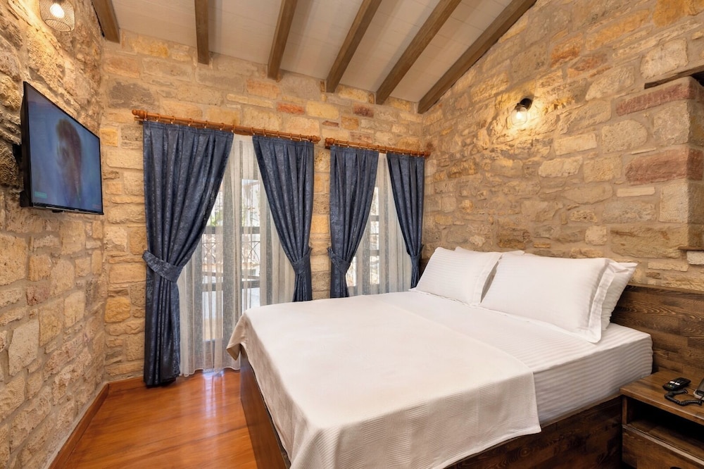 Eflin Haus Butik Hotel 14/42