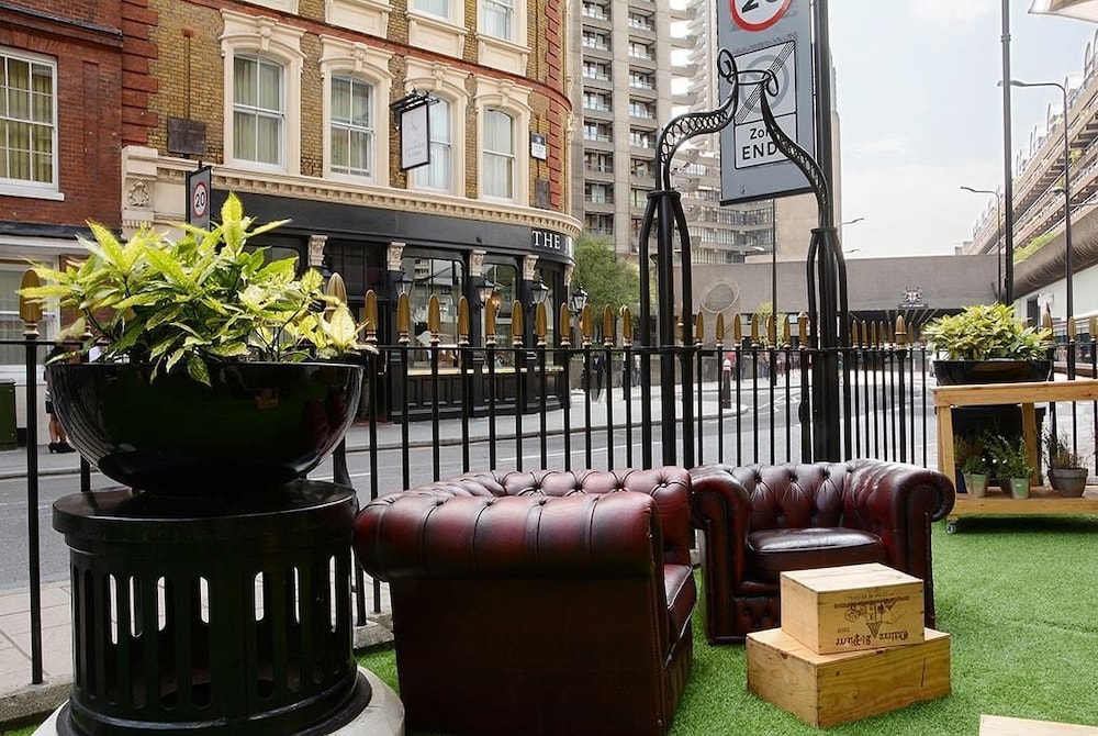 Montcalm Brewery Townhouse 21/42