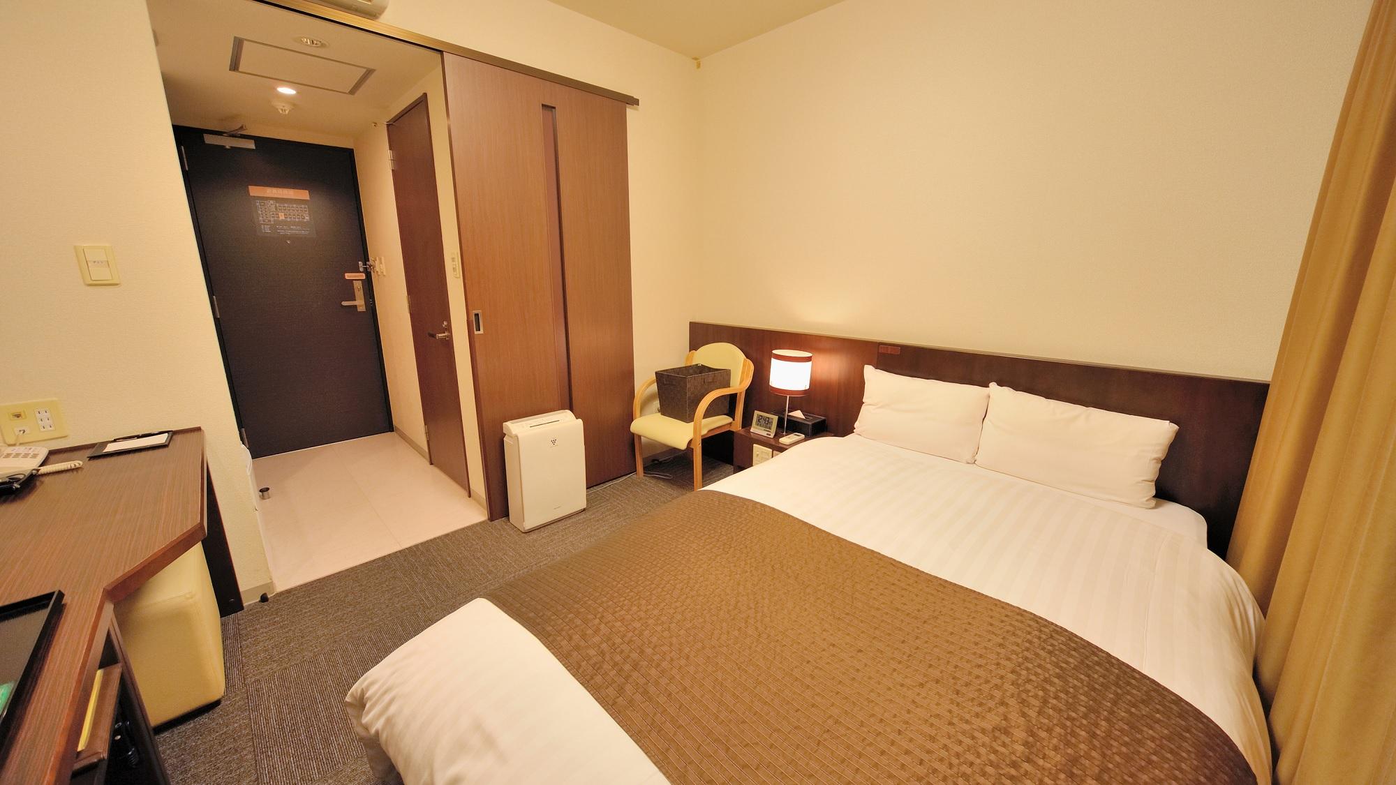 Semi Room, Room Assigned on Arrival, Semi Double Bed, Smoking