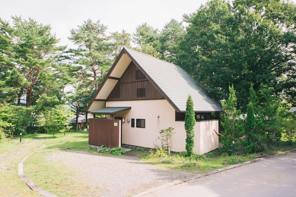 Pica Yamanakako Village 3/20