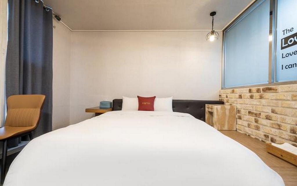 Hotel Mime 5/51