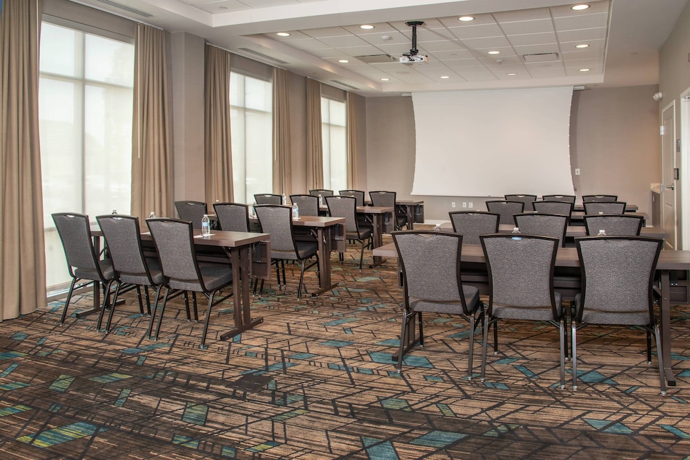 Residence Inn Fulton at Maple Lawn 41/47
