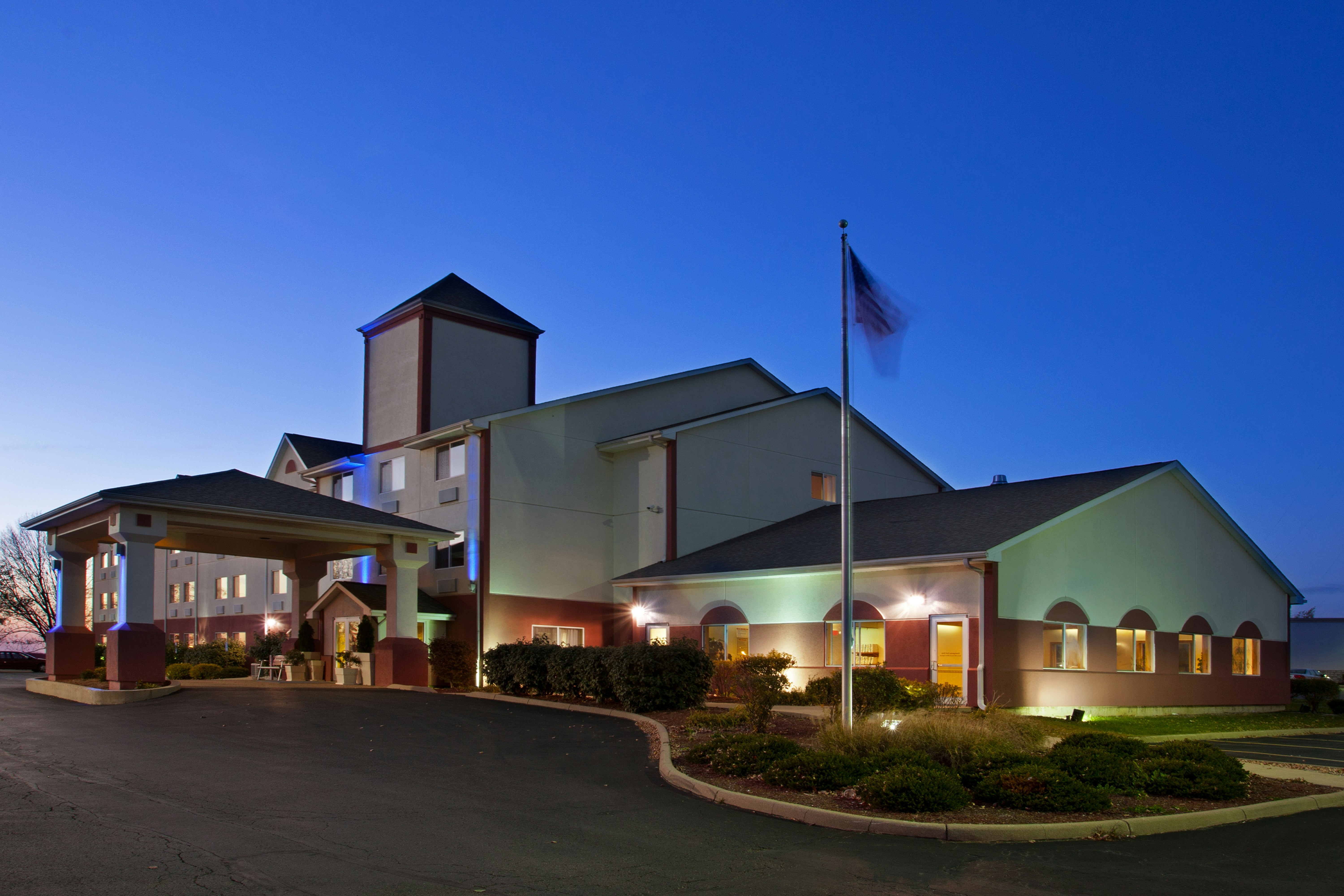 Holiday Inn Express Mt Vernon 2/41