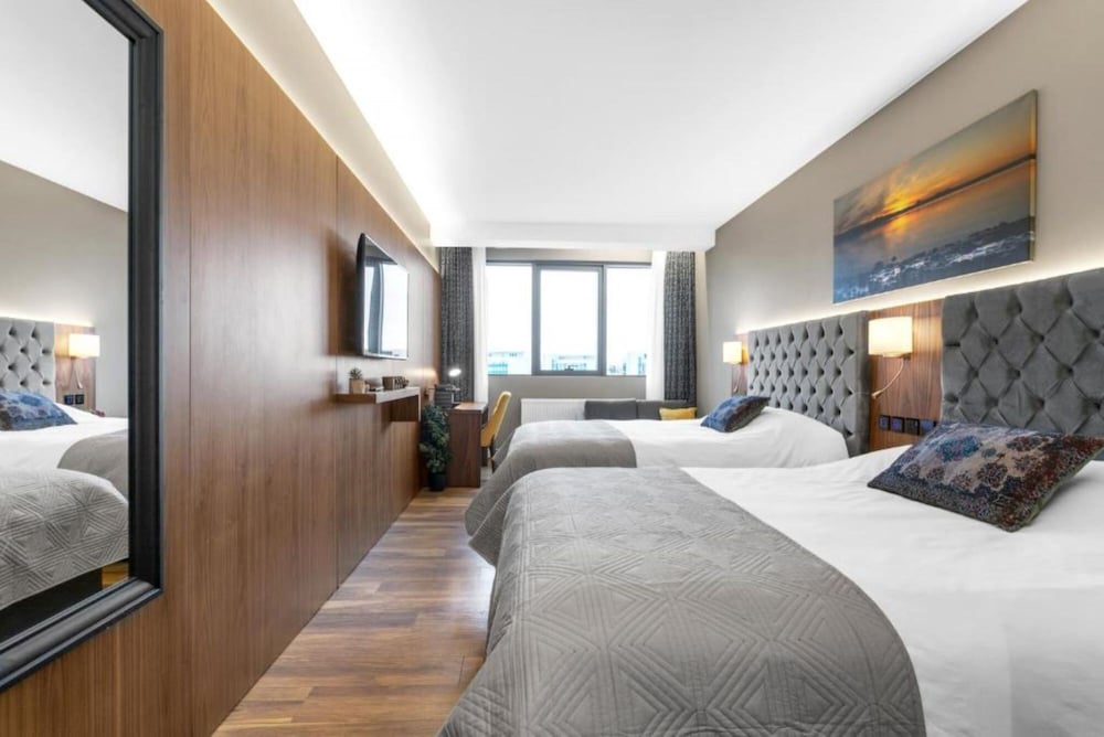 COMFORT, DOUBLE BED