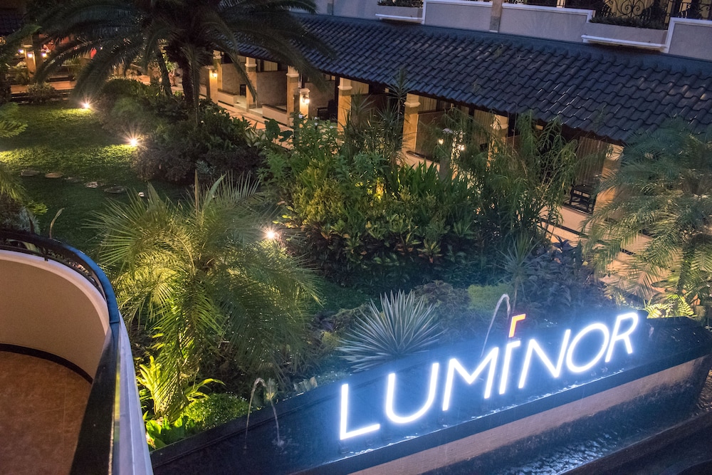 Luminor Hotel Jember (ex Panorama Hotel) 60/65