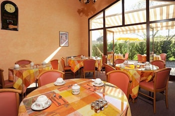 Hotel Des Grands Vins 41/62