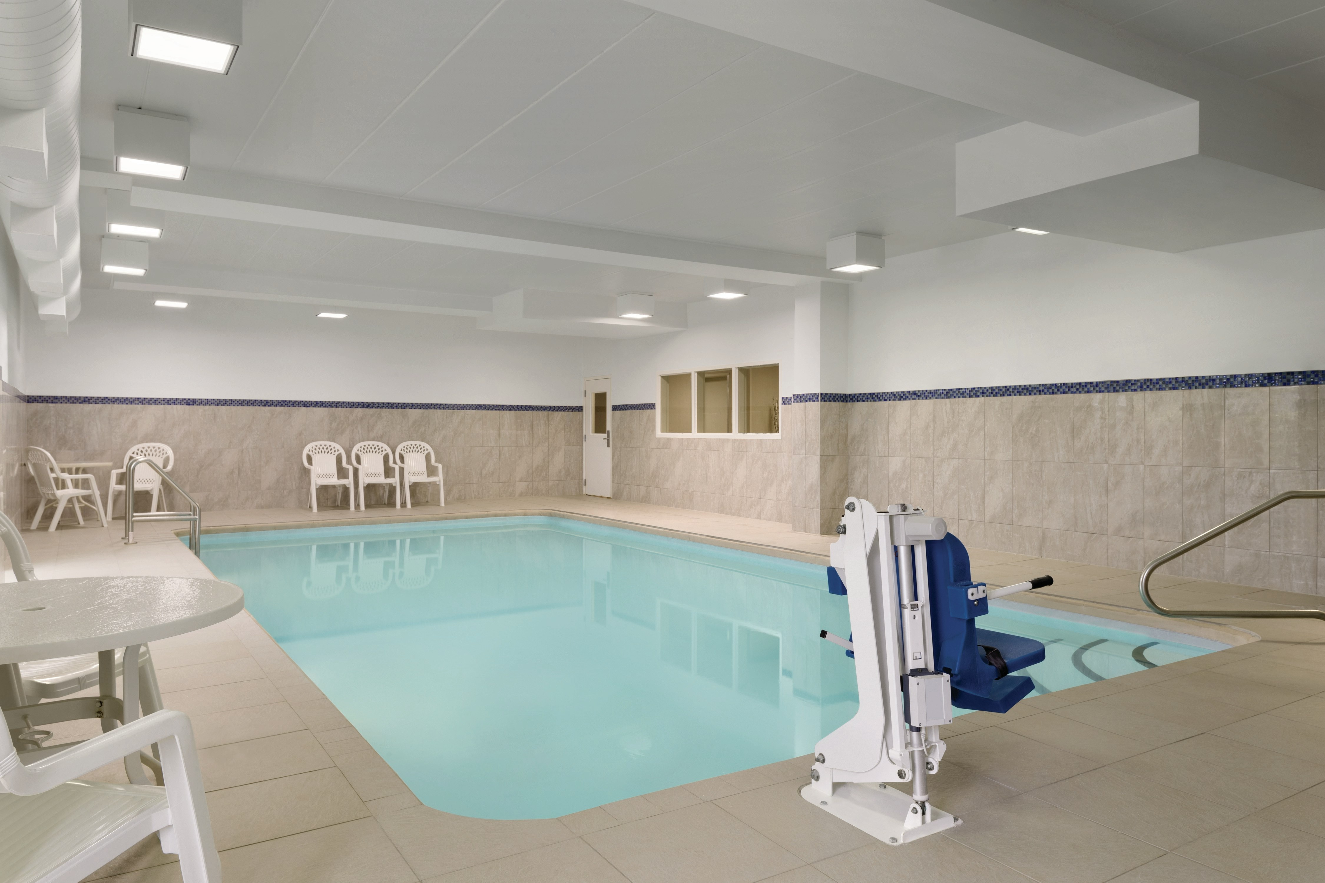 Hampton Inn Cincinnati/Kings Island 27/69