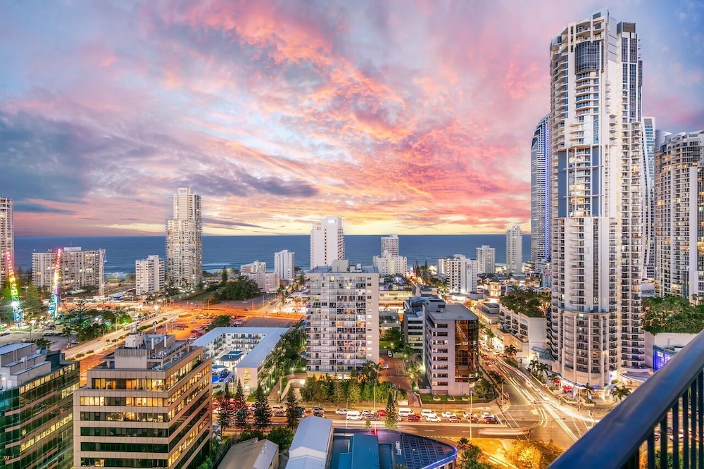 Condor Ocean View Apartments 61/74