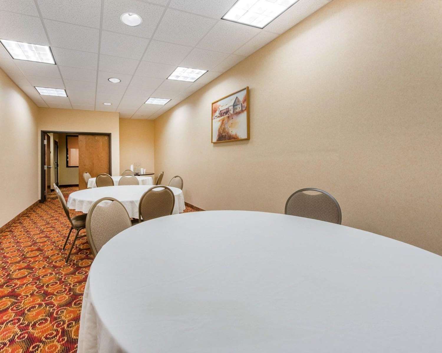Comfort Suites Altoona North 8/32