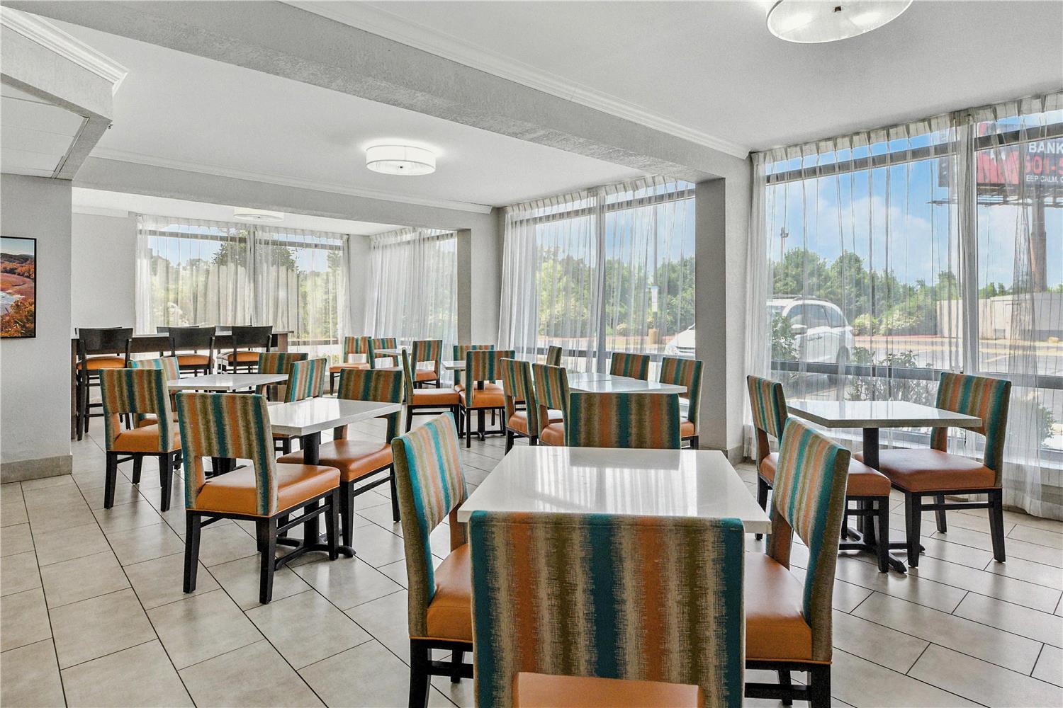 restaurant cafeteria