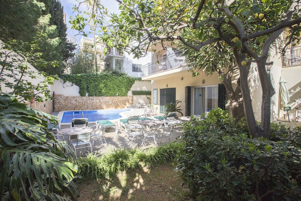 Hostal Bonany 38/45