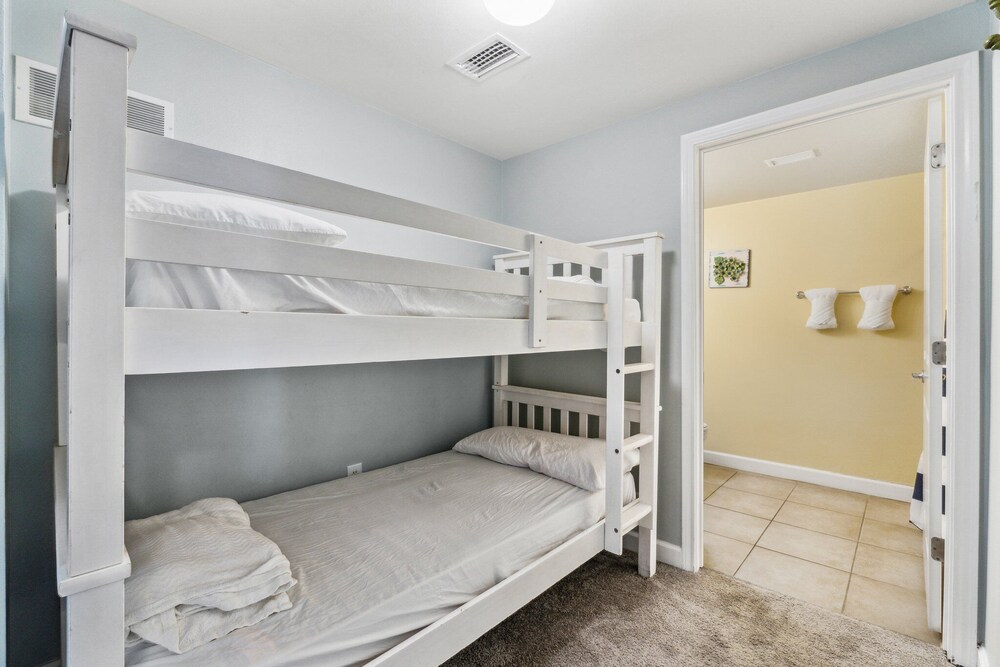 Shores of Panama Beach Resort 23/50