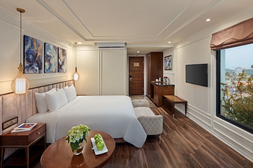 Ravatel Luxury Hotel Bac Giang 13/50