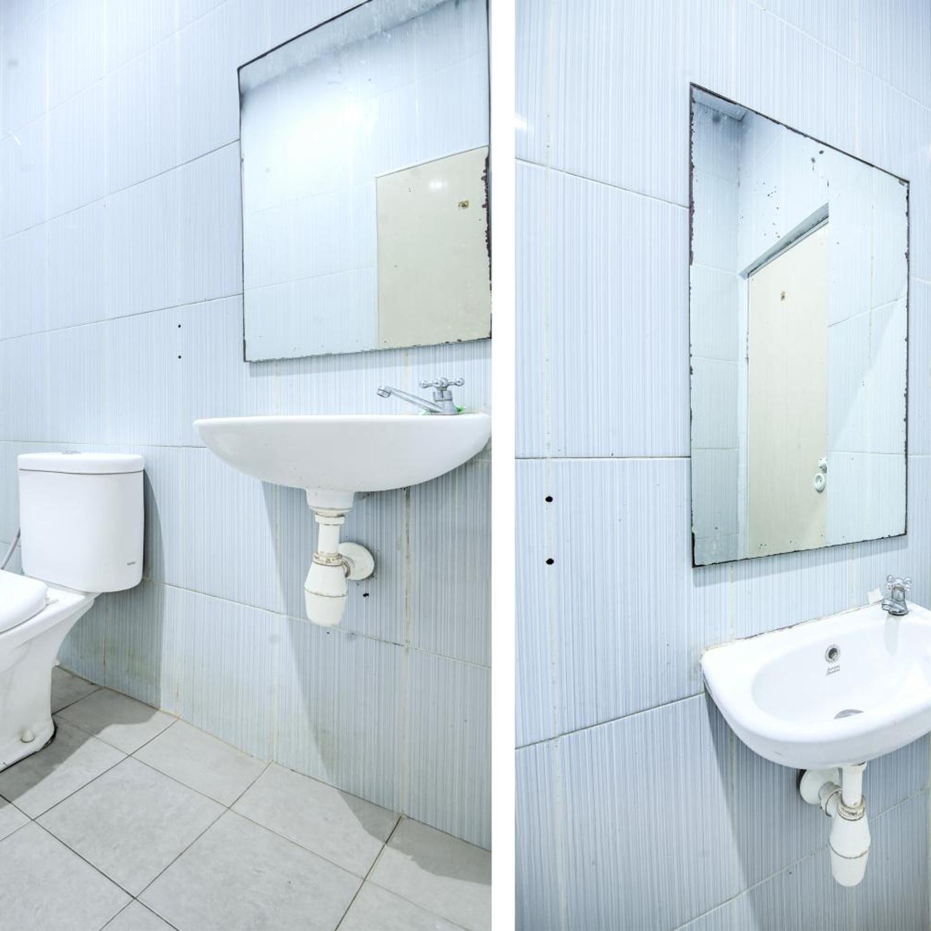 Hotel O Makassar near Mall Panakukang formerly Hotel Lucky Inn Makassar 38/44