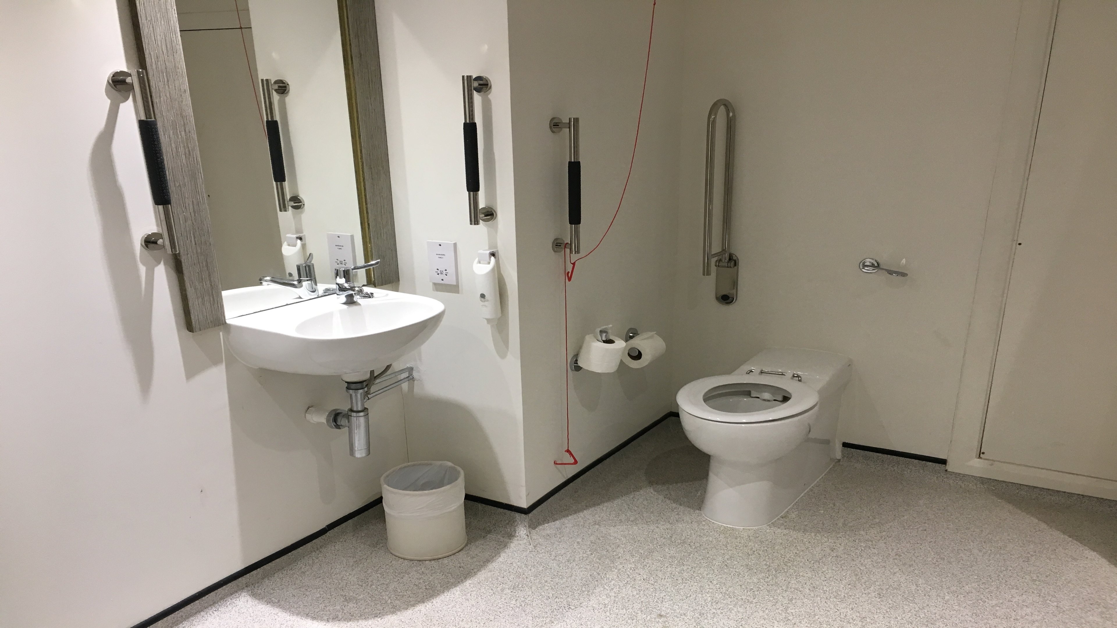 Holiday Inn Ashford Central 34/34