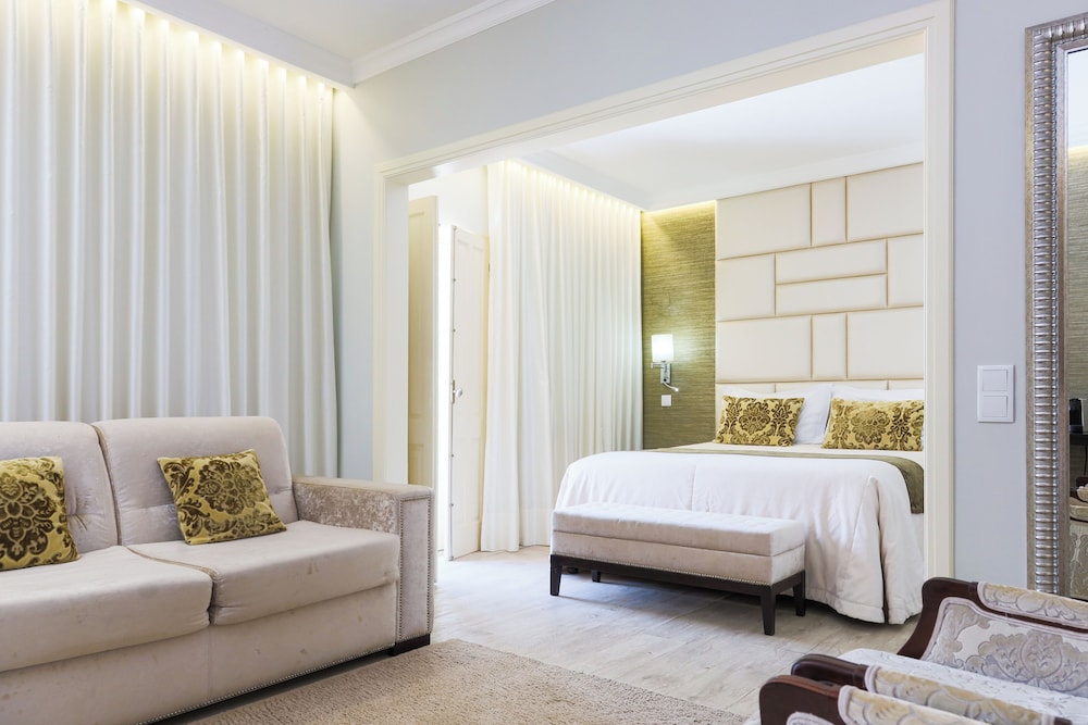 Room, Quadruple, Double Bed, Sofa