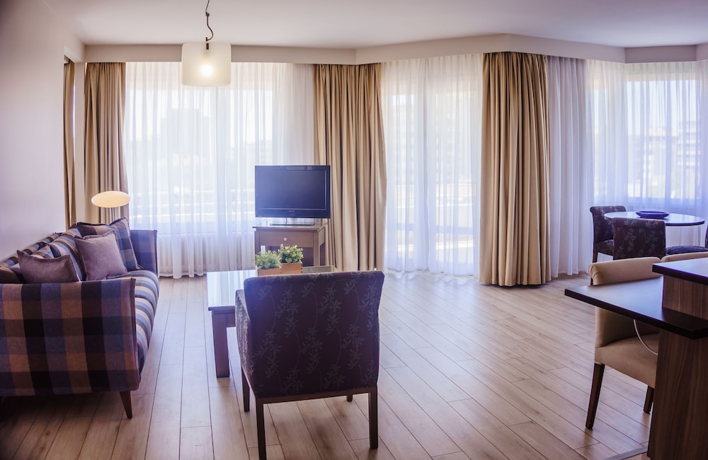 The Marmara Suadiye Residence 11/79