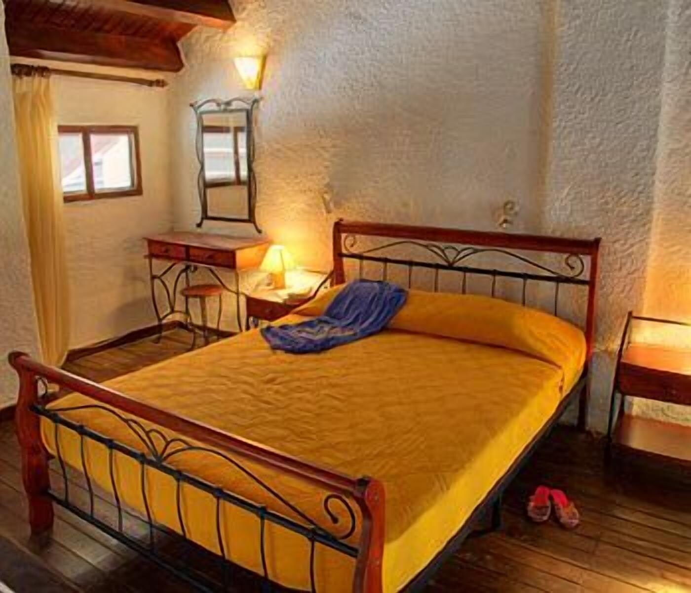 2 BEDROOMS, APARTMENT, GARDEN VIEW