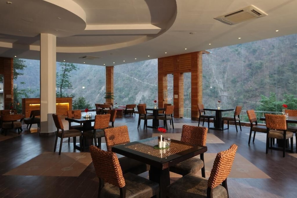 Raga on the Ganges Rishikesh 30/50
