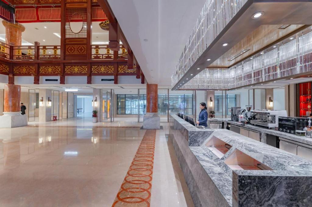 Jianguo Hotel 26/51