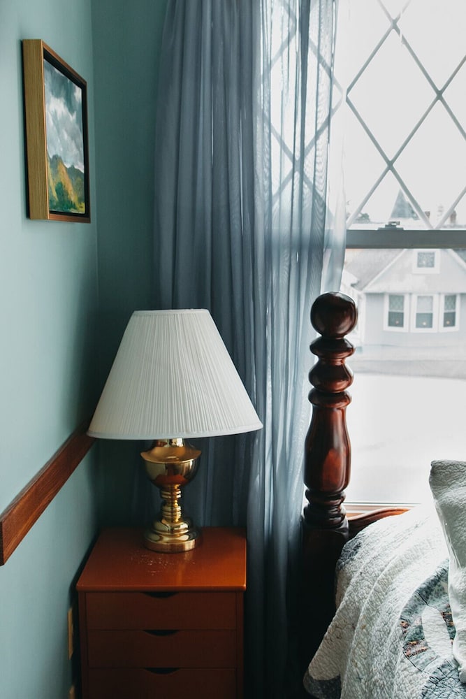 The Stonewall Jackson Inn 6/50